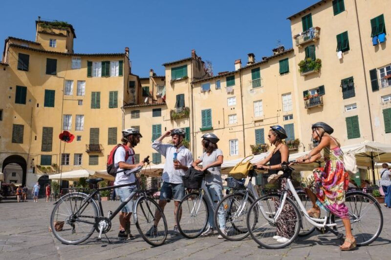 lucca-sightseeing-tour-by-e-bike-or-city-bike