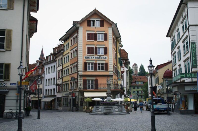 Lucerne: Express Walk with a Local in 60 minutes - How the Tour Adds Value