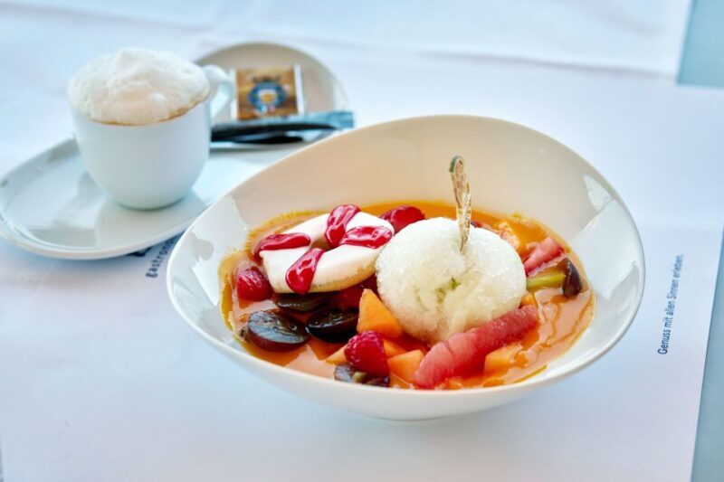 Lucerne: Lake Lucerne 1st Class Cruise with 3-Course Lunch - Frequently Asked Questions