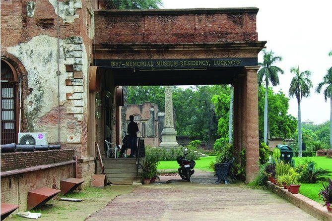 Lucknow Mutiny Tour - FAQs