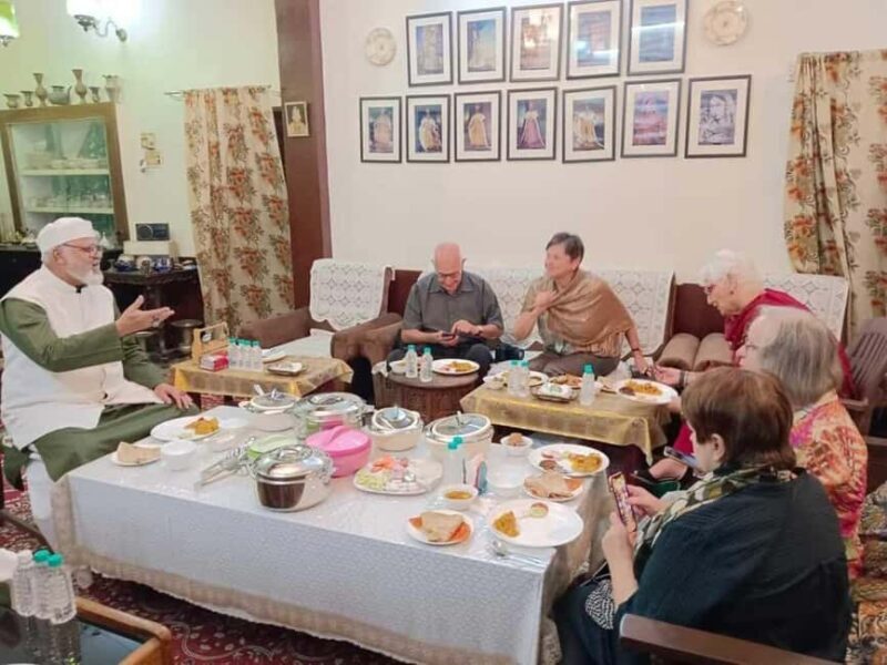 Lucknow: Nawab's Ancestral Home Visit with Traditional Meal - An In-depth Look at the Experience