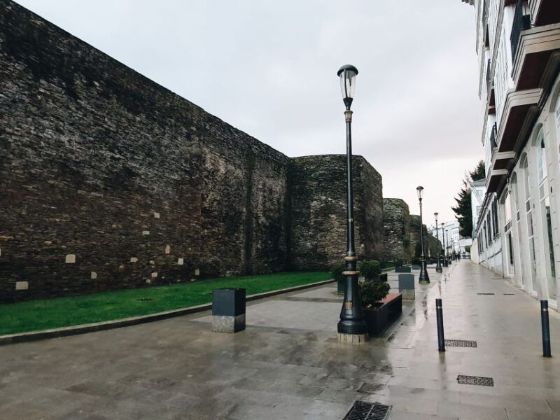 lugo-private-guided-walking-tour
