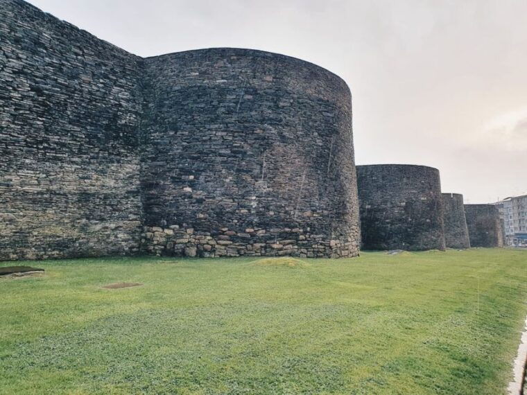 lugo-private-guided-walking-tour