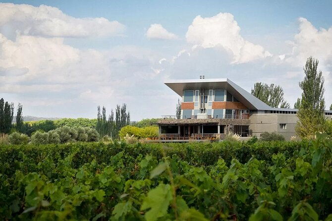 lujan-gourmet-wine-tour-shared