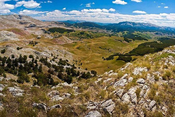 lukomir-nomad-village-hiking-tour-private-trip