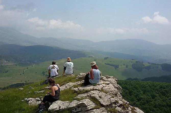 lukomir-nomad-village-hiking-tour-private-trip