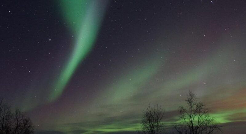 lulea-snowmobile-adventures-northern-lights-hunt