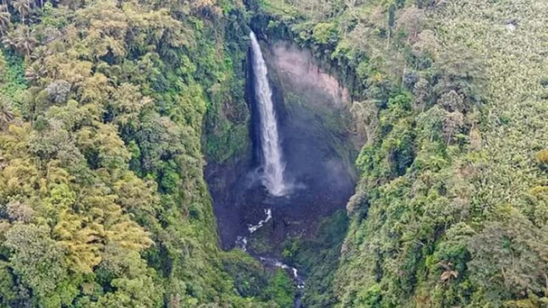 Lumajang or Malang: Kabut Pelangi Waterfall Guided Tour - What’s Unique About This Tour?
