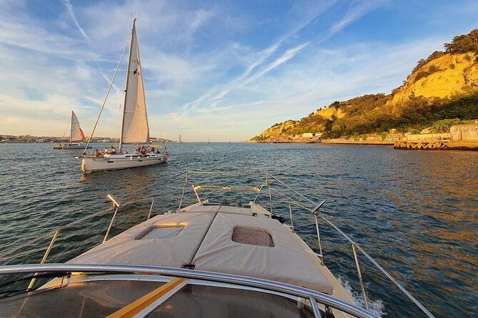 lunch-and-swiming-near-a-beach-in-lisbon-5h-12p