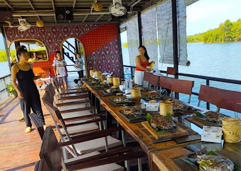 Lunch cruise on Vang Vieng Lake - An In-Depth Look at the Vang Vieng Lake Lunch Cruise