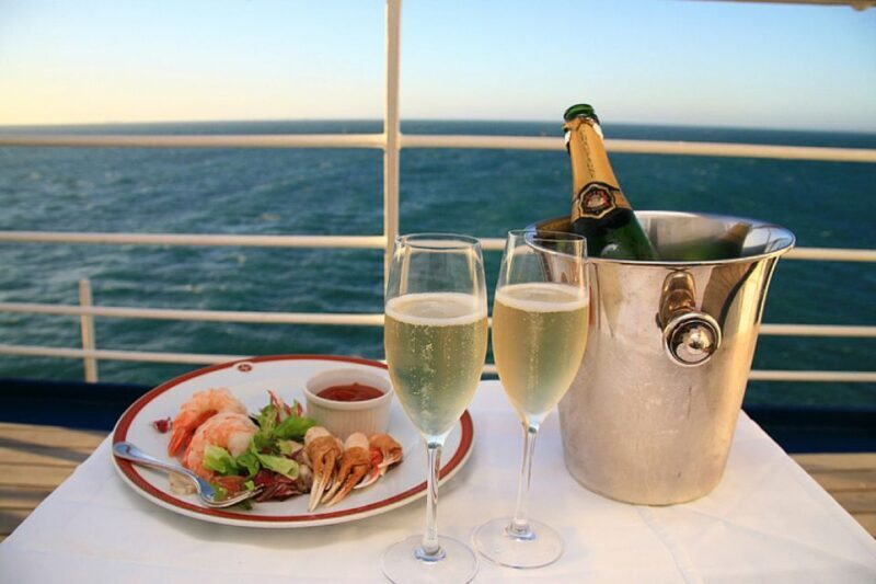 Lunch Cruise with Live Jazz on Sydney Harbour - What to Expect on the Sydney Harbour Lunch Cruise