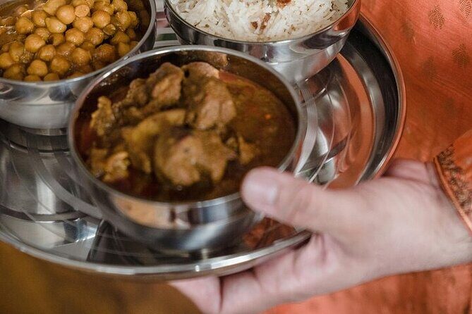 Lunch/Dinner and Cooking Class with a Local Family (3-4 hours) - Is This Experience Right for You?