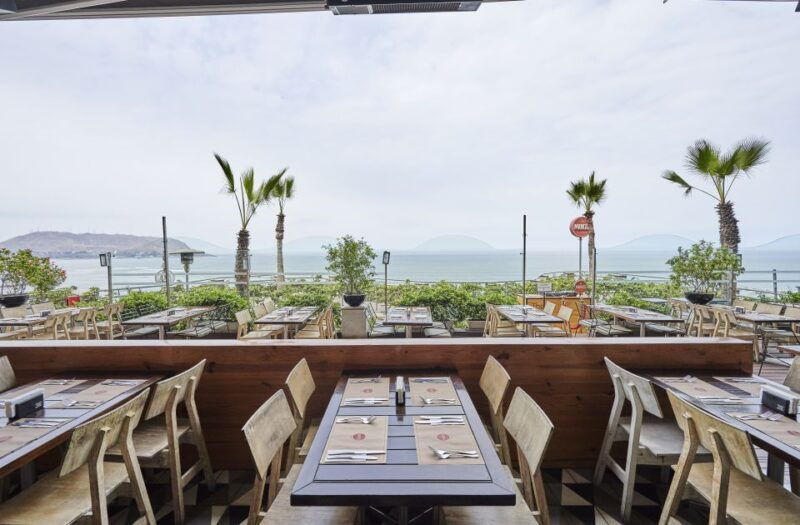 lunch-menu-at-mangos-larcomar-restaurant-2