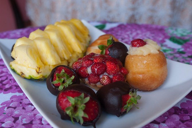 lunch-or-dinner-and-cooking-demo-at-a-local-home-in-cava-de-tirreni