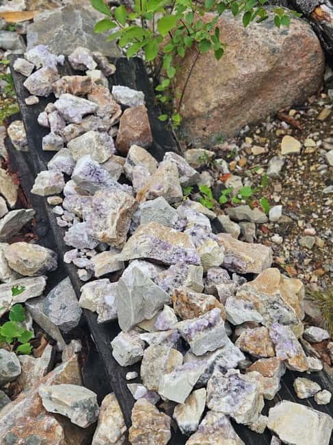 Luosto: Private Amethyst Mine Tour with Arctic Guide - Discovering the Amethyst Treasure Mine in Lapland