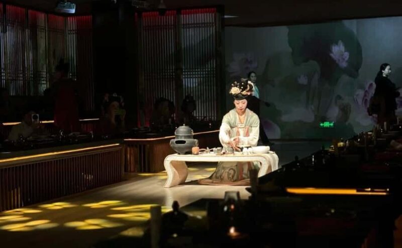 Luoyang: Tang Palace Xing Yi Fang Banquet with Show - Key Points