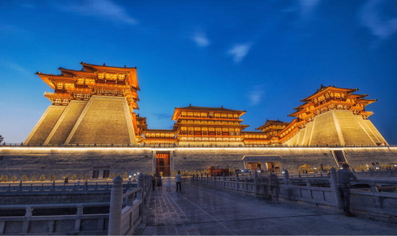 luoyang-walking-night-tour-with-local-dinner-old-town