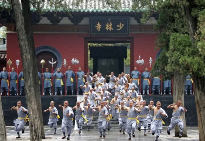 Luoyang/Zhengzhou to Shaolin temple +kongfu training tour - Key Points