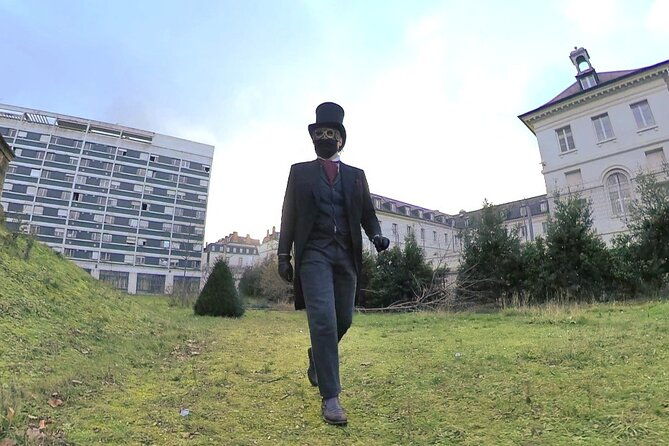 lupins-footsteps-a-self-guided-walking-tour-in-paris