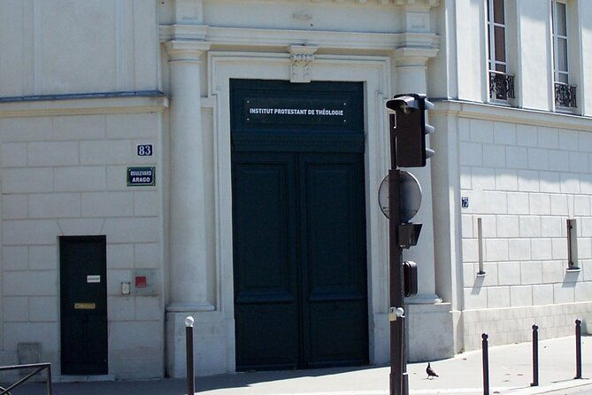lupins-footsteps-a-self-guided-walking-tour-in-paris