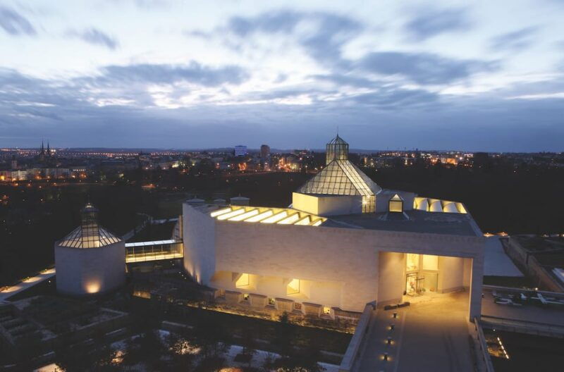 luxembourg-mudam-contemporary-art-museum-entry-ticket