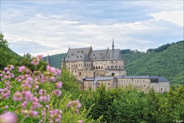 luxembourg-vianden-castle-entry-ticket