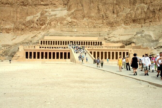 Luxor Tours: City Tour,Hot Air Balloon,Kings Valley,Sailing Felucca,Camel Ride - FAQs
