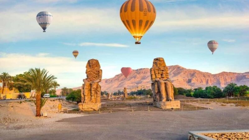 Luxor: West Bank Hot Air Balloon Ride with Hotel Transfers - The Balloon Ride: A 45-Minute Flight Over Egypt’s Iconic Landmarks