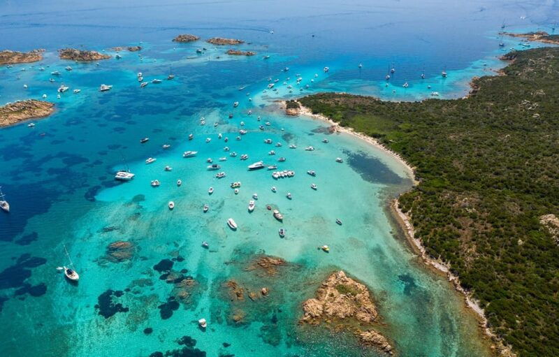 luxurious-and-exclusive-tour-of-the-la-maddalena-archipelago