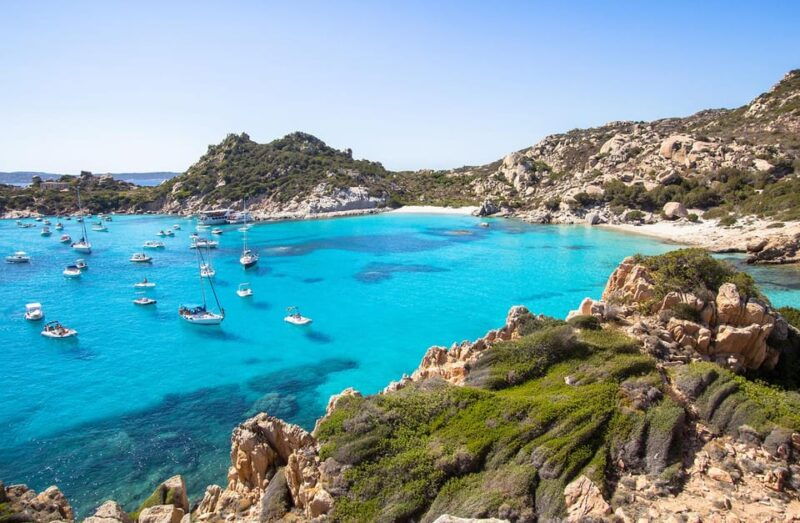 luxurious-and-exclusive-tour-of-the-la-maddalena-archipelago
