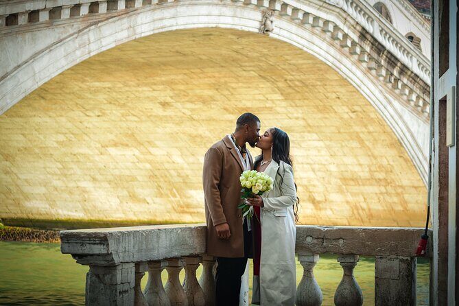 Luxurious Photoshoot in Venice - FAQs