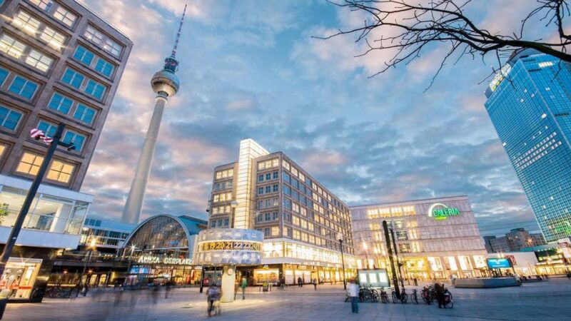 luxurious-private-van-vip-berlin-3-hour-tour