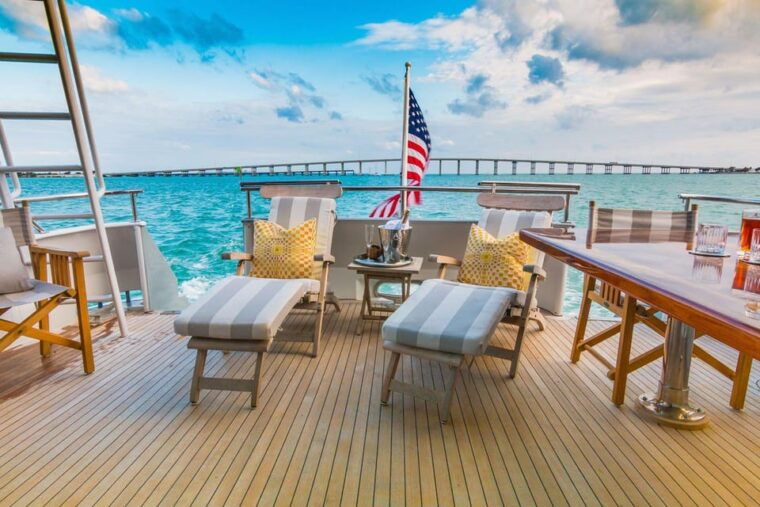 luxurious-private-yacht-trilogy