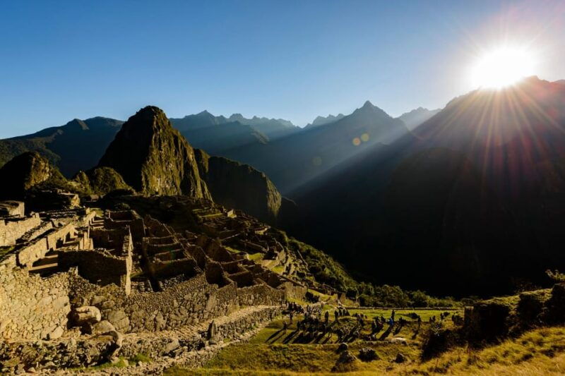 luxury-4-days-inca-trail-hike-to-machu-picchu