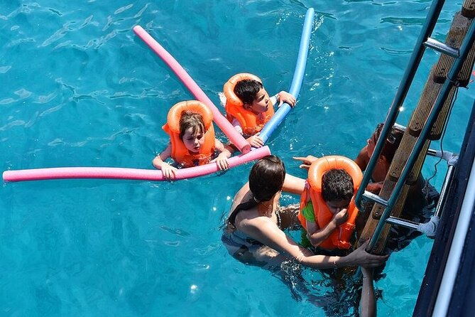 luxury-5-hour-cruise-swim-stop-gourmet-lunch