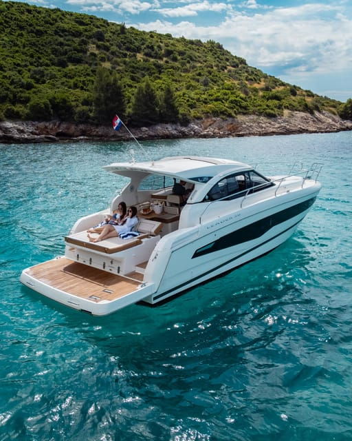 luxury-adventure-to-elaphiti-islands-unforgettable-memories