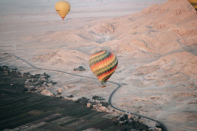 Luxury Balloon Ride in Luxor with Hotels Pickup - Key Points