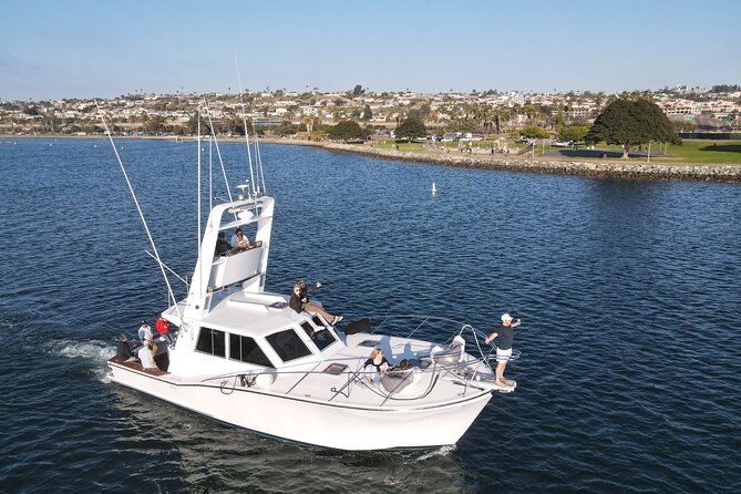 luxury-bay-or-sunset-yacht-cruise-in-san-diego