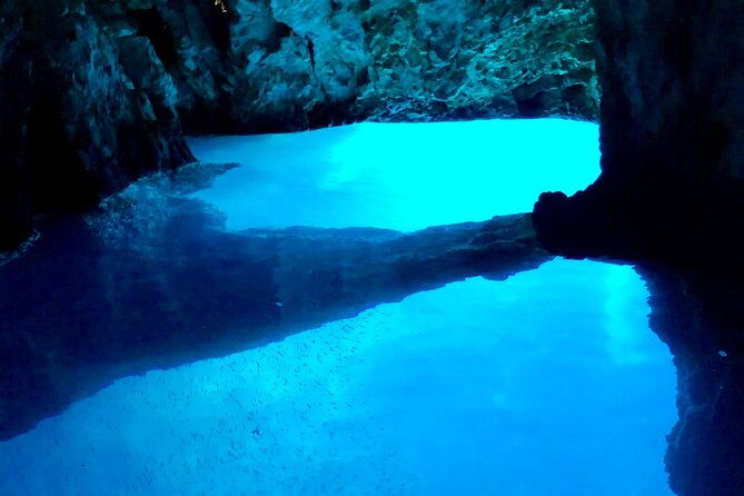 luxury-blue-cave-five-islands-tour-from-split
