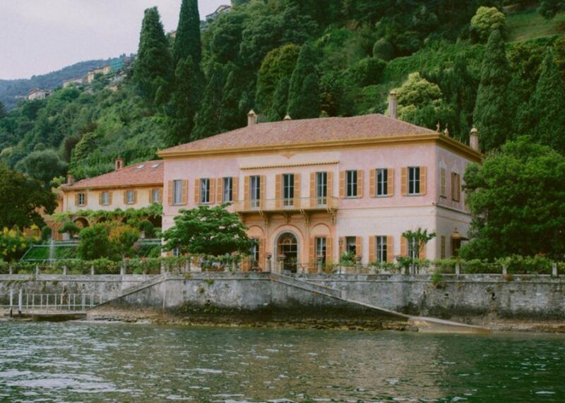 luxury-boat-tour-on-lake-como-2