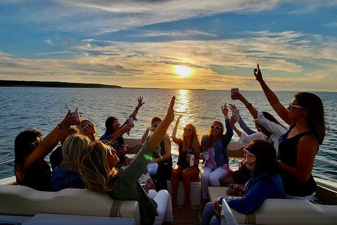 luxury-catamaran-champagne-sunset-cruise