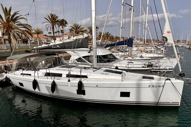 Luxury Charter Blue Dream - Personalized Service and Attention to Detail