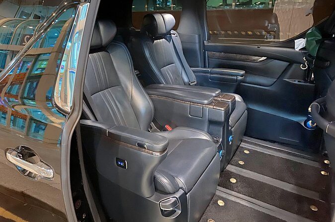 Luxury Chartered Private Transfer from Taipei to Taoyuan Airport - The Sum Up