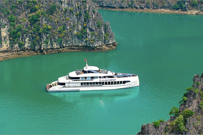 Luxury Day Cruise in Ha Long Bay with Lunch &Jacuzzi pool - Key Points