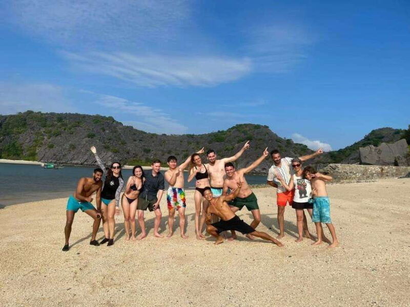 luxury-day-trip-ha-noi-cat-ba-island-lan-ha-bay