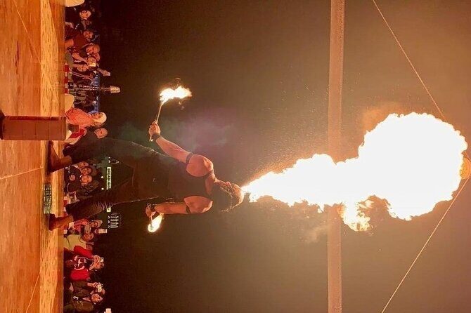 Luxury Desert Safari Adventure Dubai with Live Shows - Key Points