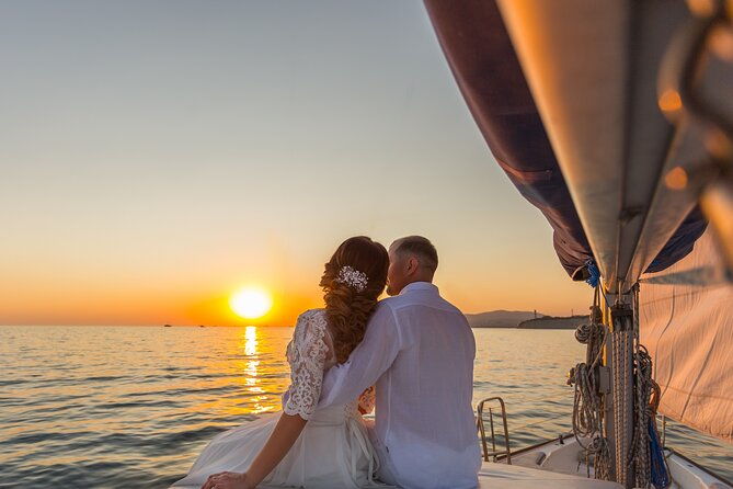 luxury-diamond-head-sunset-sail