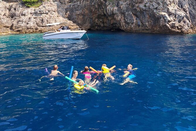 luxury-elaphite-islands-half-day-cruise-with-lunch-apreamare