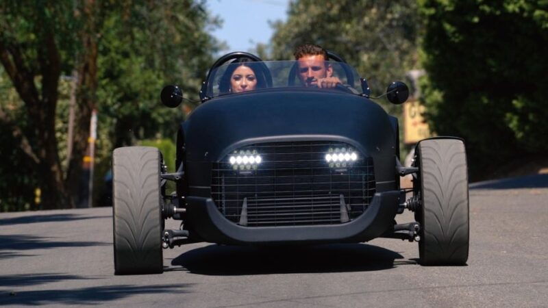 luxury-gps-talking-tour-car-balboa-downtown