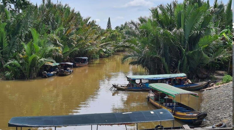 luxury-group-tour-mekong-delta-cai-rang-floating-market